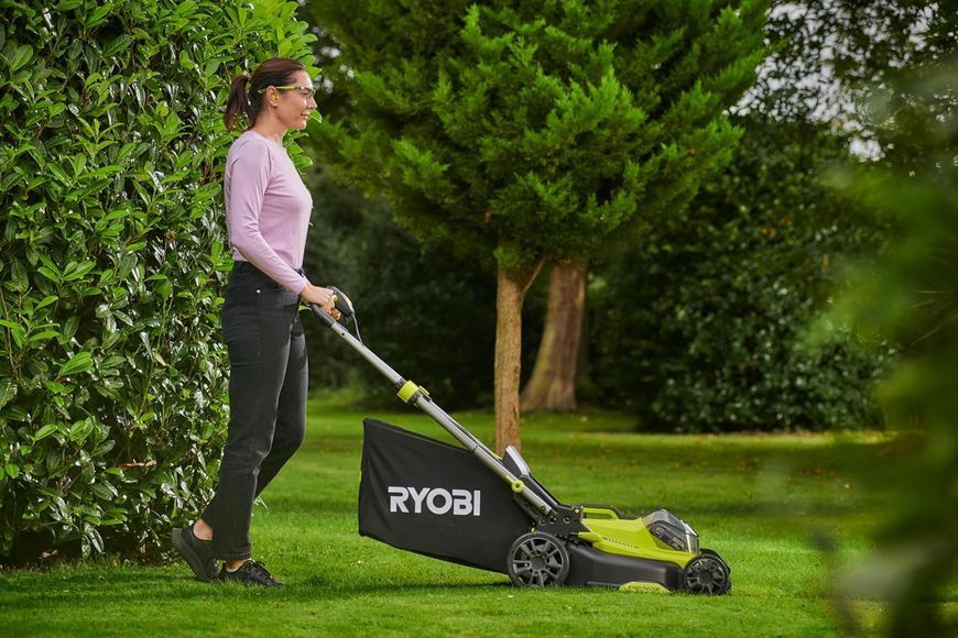 Газонокосарка акумуляторна RYOBI ONE+ RY18LMX40C-240 ПОВНИЙ КОМПЛЕКТ RY18LMX40C-240 фото