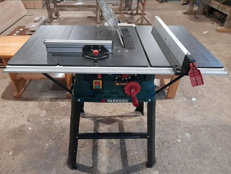 Настільна торцювальна пила PARKSIDE PTKS 2200 A1 торцовка PTKS 2200 A1 фото